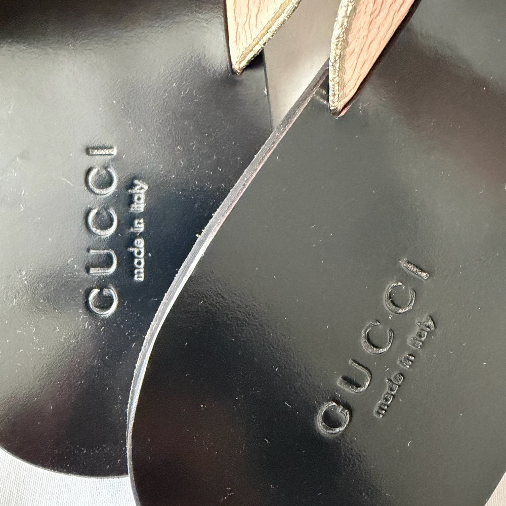 Gucci Women's Black and Gold Sandals - Picture 3 of 5